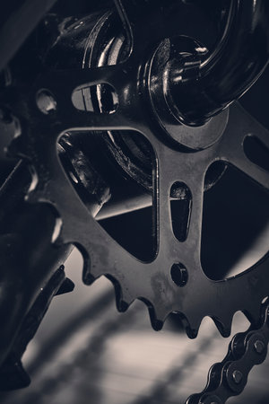 Bicycle chain is mounted on a bicycle starの写真素材