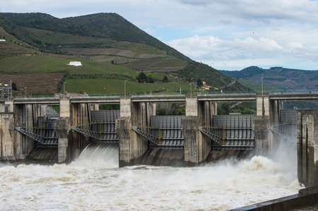 Hydroelectric dam, Electricity, Energy, Douro Valley, Portugalの写真素材