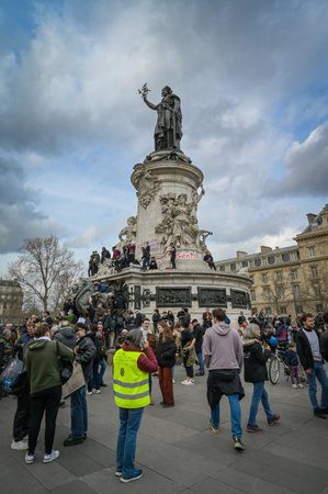 France, Paris, 2023-03-23. Demonstration, Strike, Ninth day of mobilisation against the pension reform. The Parisian procession, near Republique Place.のeditorial素材