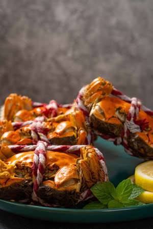side view fresh cooked crabs vertical compositionの写真素材