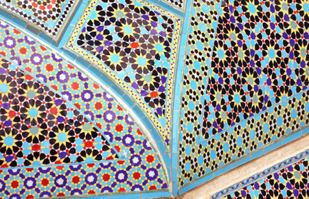 Detail of traditional persian mosaic arch with geometrical ornament, Isfahan, Iranの写真素材
