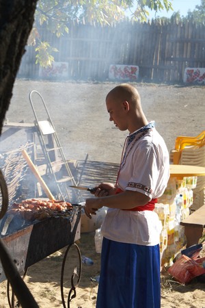 PECHENEGY, UKRAINE- SEPTEMBER 12: Participants of Ethnic Festival "Pechenezhskoe Pole (Field)", September 12, 2010 in Pechenegy of Kharkiv state, Ukraineのeditorial素材