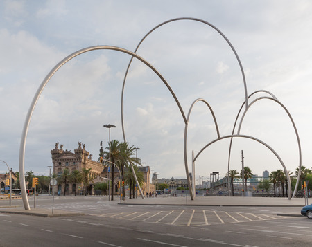 Sculpture ring on carbonarius Square in Barcelonaのeditorial素材
