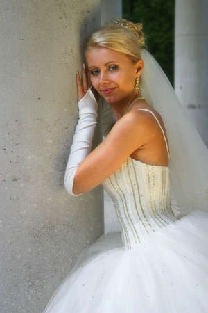 The beautiful bride at a columnの写真素材