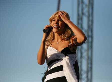 Known Russian variety group Reflexのeditorial素材