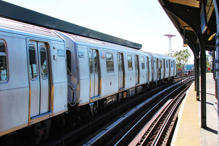 Brighton Beach Train Station in Brooklyn, NYのeditorial素材