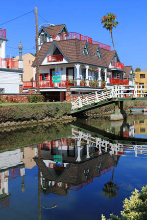 Santa Barbara, California, USA - September 18, 2012: View at the Mission Creek river in Santa Barbara during a hot sunny day. Residence houses showing on both sides of this river that floats in the middle of the city, next to the State Street.のeditorial素材