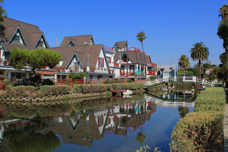 Santa Barbara, California, USA - September 18, 2012: View at the Mission Creek river in Santa Barbara during a hot sunny day. Residence houses showing on both sides of this river that floats in the middle of the city, next to the State Street.のeditorial素材