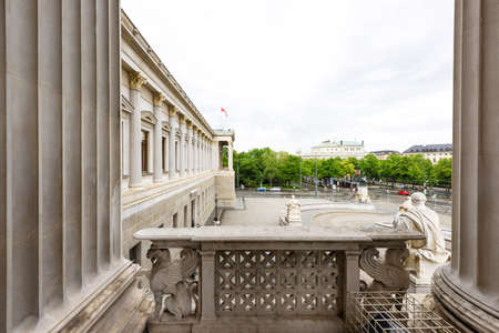Photo view on ringstrasse street from the historic building of the austrian parliament in viennaの写真素材