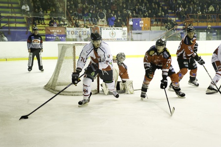 MILAN, NOVEMBER 22   J  Knackstedt    H  C  Milan  H C  Milan - H C  Valpellice  in Italian Ice Hockey Premier League  on November 2012, Milan のeditorial素材