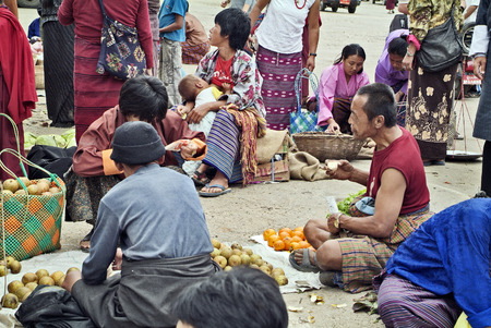 Wangdue, Bhutan - September 24th 2007: Unidentified people on the weekly farmers market in the district capitalのeditorial素材