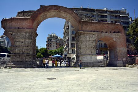 Thessaloniki, Greece - June 09, 2017: Unidentified people and ancient Arch of Galerius in the city in Central Macedoniaのeditorial素材