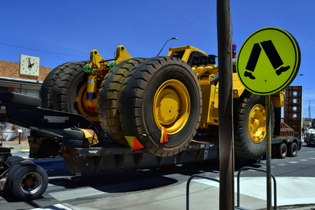 Broken Hill, Victoria, Australia - November 10, 2017: Abnormal wide load on trailer, a mining vehicle in the frontier city in Australians outbackのeditorial素材
