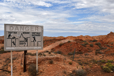 Australia, Coober Pedy, warning sign on opal fieldsの写真素材
