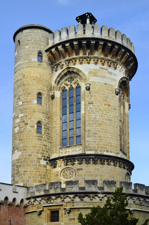 Austria, tower of public Franzensburg castle situated on an island in the palace pondのeditorial素材