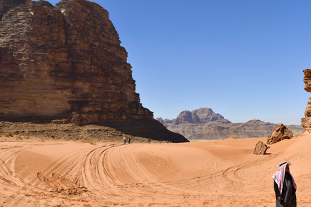 Wadi Rum, Jordan - March 07, 2019: Unidentified people and Bedouin in traditional clothing in Middle Eastのeditorial素材