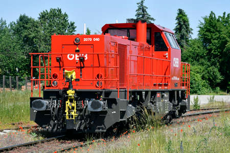 Mannersdorf, Austria - June 09, 2021: diesel-hydraulic shunting locomotive of the Austrian Federal Railwaysのeditorial素材