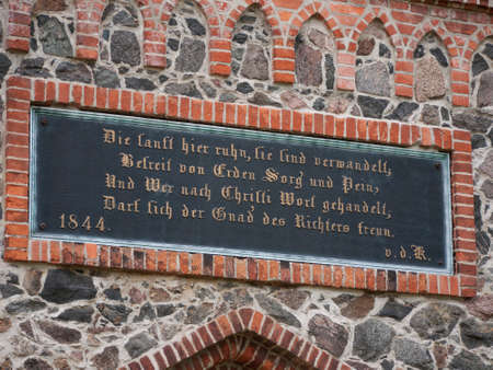 Karwe, Ostprignitz-Ruppin, Brandenburg, Germany. The small village Karwe located at Lake Ruppin belongs since 1993 to Neuruppin.- Churchのeditorial素材