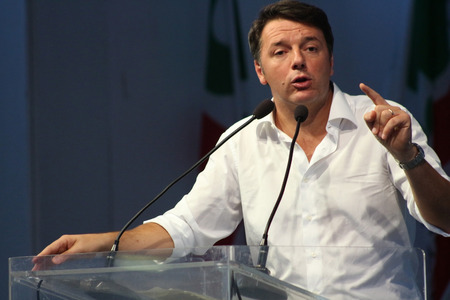 MODENA, Italy, SEPTEMBER, 2016: Matteo Renzi, public politic conference Democratic Party Conventionのeditorial素材