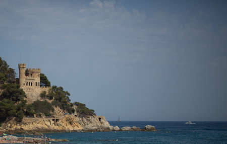 Sea, sun and rocks photo for you