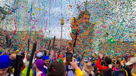 Nice Carnival. Carnival procession dedicated to environmental issues seas and oceans. Nice, French Riviera, Cote dAzur, France, February 27, 2025.のeditorial素材