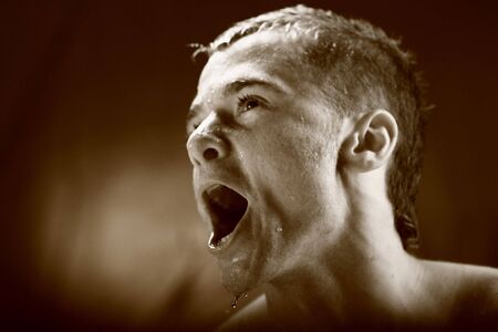 glamour portrait of the man on jets of water
の写真素材