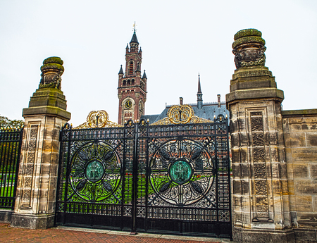 HAGUE, NETHERLANDS - OCTOBER 18: Architecture of modern The Hague (Den Haag) city center. Netherlands.のeditorial素材
