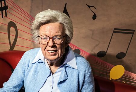 AMSTERDAM, NETHERLANDS - JANUARY 21: Wax famous persons of Madame Tussaud museum on JANUARY 21, 2015 in Amsterdam, Netherlands. It is one of major tourist attraction in Amsterdam.のeditorial素材