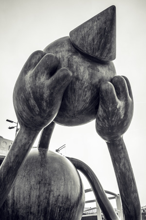 HAGUE, NETHERLANDS - MARCH 8, 2016: Sculpture garden in Scheveningen called "SprookjesBeel den aan Zee" (Fairytale Sculptures by Sea). 23 cartoon like sculptures by American sculptor Tom Otterness.のeditorial素材