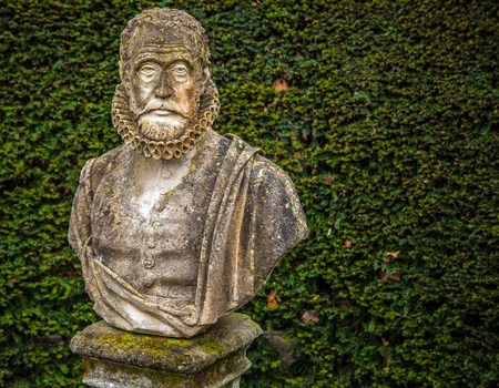 KEUKENHOF GARDEN, NETHERLANDS - MARCH 24: Statue in park. Keukenhof is the world's largest flower garden. Keukenhof Garden, Lisse, Netherlands - March 24, 2016.のeditorial素材