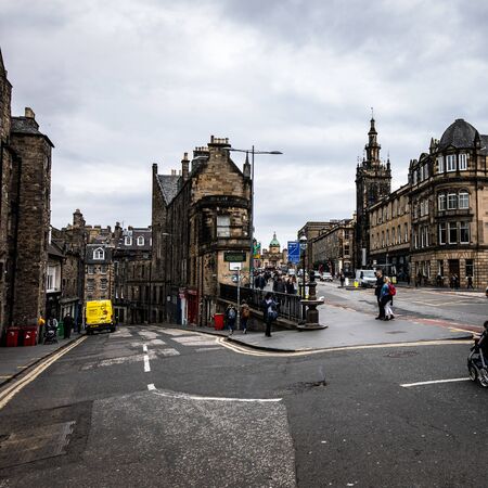 EDINBURGH, UNITED KINGDOM - MAY 30, 2019: Famous central streets and buildings of Edinburgh - the capital of Scotland.のeditorial素材