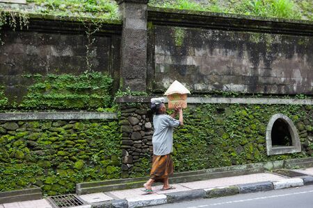 INDONESIA, BALI - JANUARY 20, 2011: Authentic Indonesia People.のeditorial素材