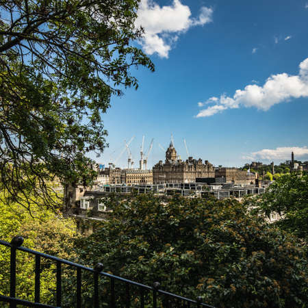 EDINBURGH, UNITED KINGDOM - MAY 30, 2019: Famous central streets and buildings of Edinburgh - the capital of Scotland.のeditorial素材