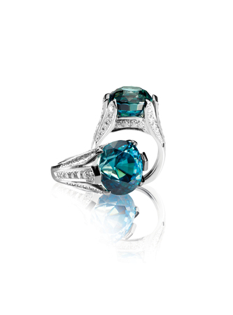 Sapphire and diamond wedding ring setの写真素材