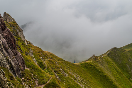 Female trailrunning in the mountains of Lechtal Alps, North Tyrol, Austriaの写真素材