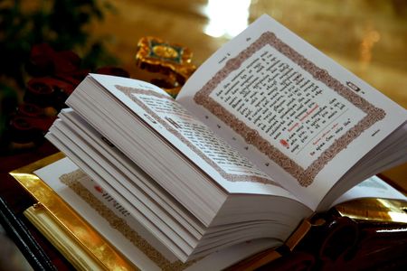 orthodox, gospel, bible, book, folio, foliant, wisdom, opened, pages, religious, religion, scenery, scenic, altar, sacred, holy, belief, creed, aged, attractive, minster, decorative, ancient, mature, old, beautiful, best, cathedral, church, praying, pray,のeditorial素材