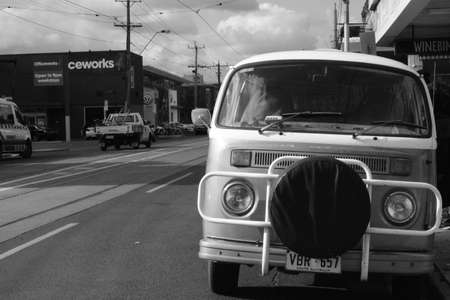 Walking in Melbourne city at night, B&Wのeditorial素材