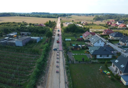 KONIKOWO, POLAND - 05 SEPTEMBER 2018 - Aerial view on heavy equipment building new road from Nieklonice to Konikowo city on September 2018 in Konikowo cityのeditorial素材