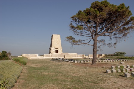 Memorials to all the fallen soldiers and sailors from Allied forces that fought in Gallipoli campaign in First World Warのeditorial素材