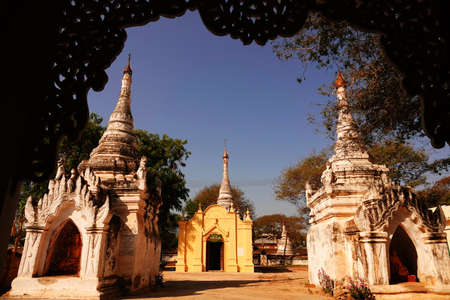 Shwezigon Pagoda, Bagan, Myanmarのeditorial素材