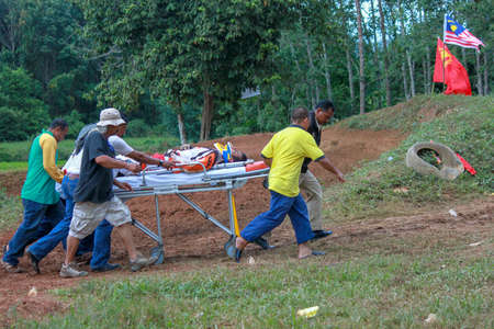Alor Setar kedah Malaysia, 8 November 2015 -Unidentified motocross riders perform on the competes at Malaysia motocross championship 2015 first round onのeditorial素材