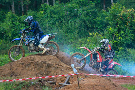 Alor Setar kedah Malaysia, 8 November 2015 -Unidentified motocross riders perform on the competes at Malaysia motocross championship 2015 first round onのeditorial素材