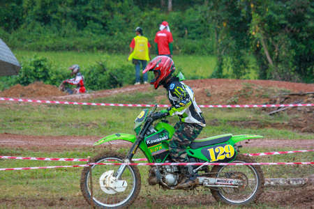 Alor Setar kedah Malaysia, 8 November 2015 -Unidentified motocross riders perform on the competes at Malaysia motocross championship 2015 first round onのeditorial素材