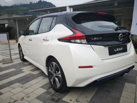 Bukit Tinggi Pahang,Malaysia - 24 Julai, 2019: Nissan Leaf Electric Car at motorshow in Aurel Sanctuary Bentong Pahangのeditorial素材