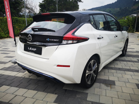 Bukit Tinggi Pahang,Malaysia - 24 Julai, 2019: Nissan Leaf Electric Car at motorshow in Aurel Sanctuary Bentong Pahangのeditorial素材