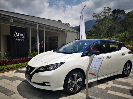 Bukit Tinggi Pahang,Malaysia - 24 Julai, 2019: Nissan Leaf Electric Car at motorshow in Aurel Sanctuary Bentong Pahangのeditorial素材