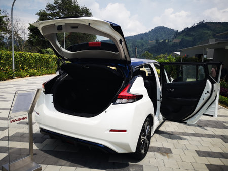 Bukit Tinggi Pahang,Malaysia - 24 Julai, 2019: Nissan Leaf Electric Car at motorshow in Aurel Sanctuary Bentong Pahangのeditorial素材