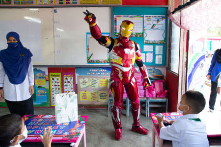 Alor Setar Kedah,Malaysia-March 1,2021:The first day of the school session for preschool students in Alor Setar during the Covid-19 pandemic season is hitting the world.のeditorial素材