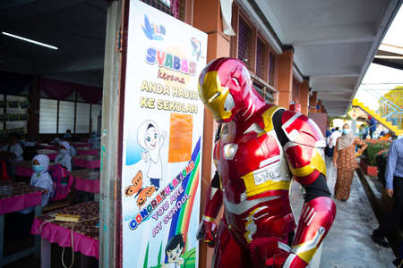 Alor Setar Kedah,Malaysia-March 1,2021:The first day of the school session for preschool students in Alor Setar during the Covid-19 pandemic season is hitting the world.のeditorial素材