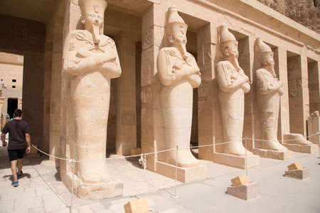 Temple of Hatshepsut, in the Deir el Bahari complex, on the west bank of the Nile River, near the Valley of the Kings, in Egypt, Africa.のeditorial素材